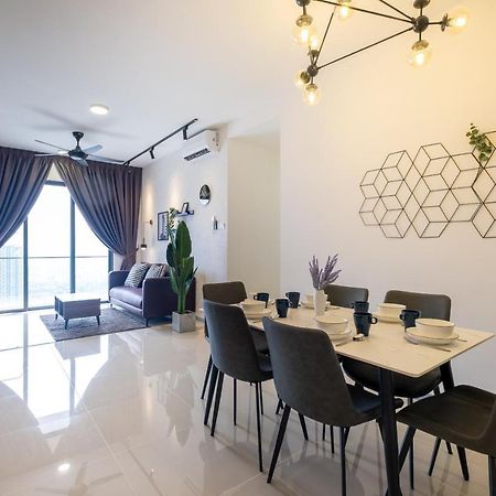 Contemporary United Point 6 Pax 现代风格 Desa Park & Mont Kiara Apartamento Kuala Lumpur Exterior foto