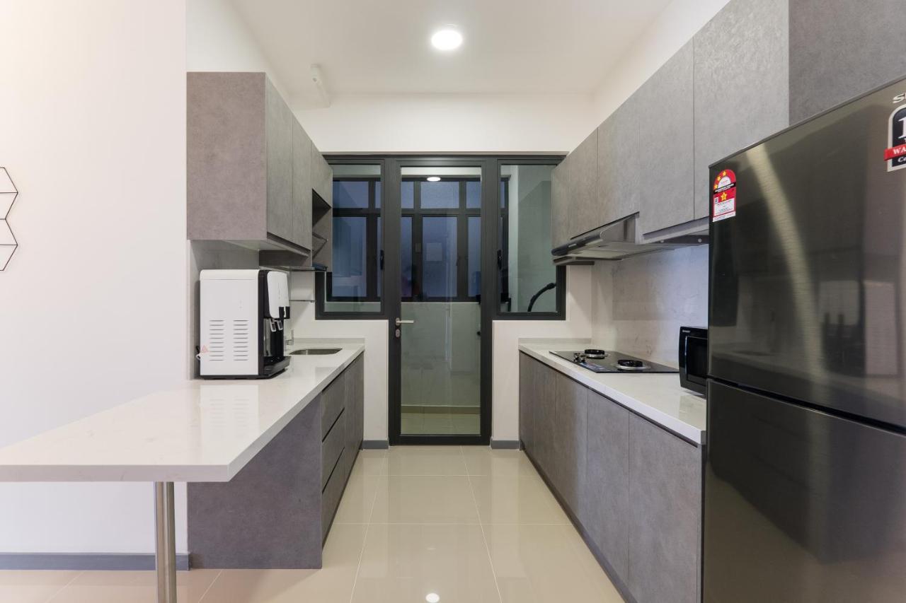 Contemporary United Point 6 Pax 现代风格 Desa Park & Mont Kiara Apartamento Kuala Lumpur Exterior foto
