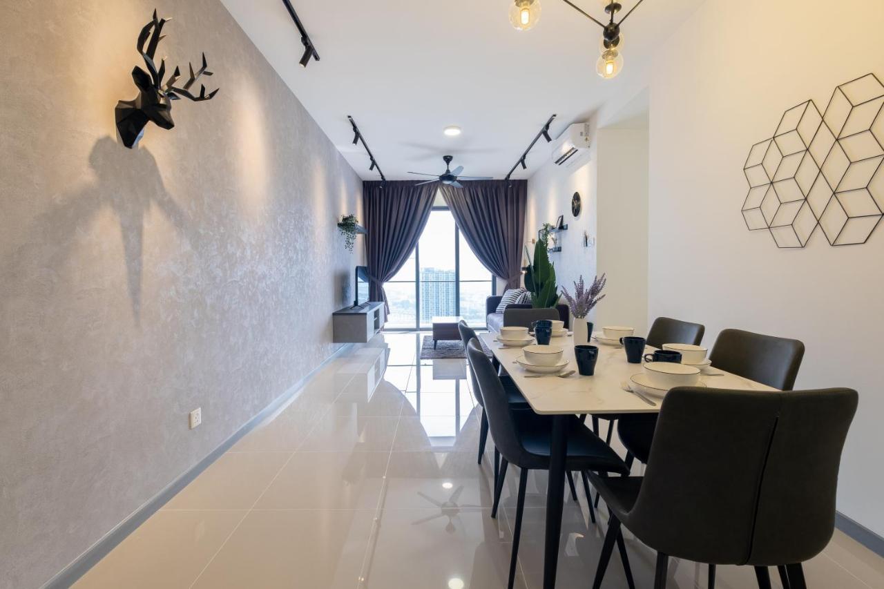 Contemporary United Point 6 Pax 现代风格 Desa Park & Mont Kiara Apartamento Kuala Lumpur Exterior foto